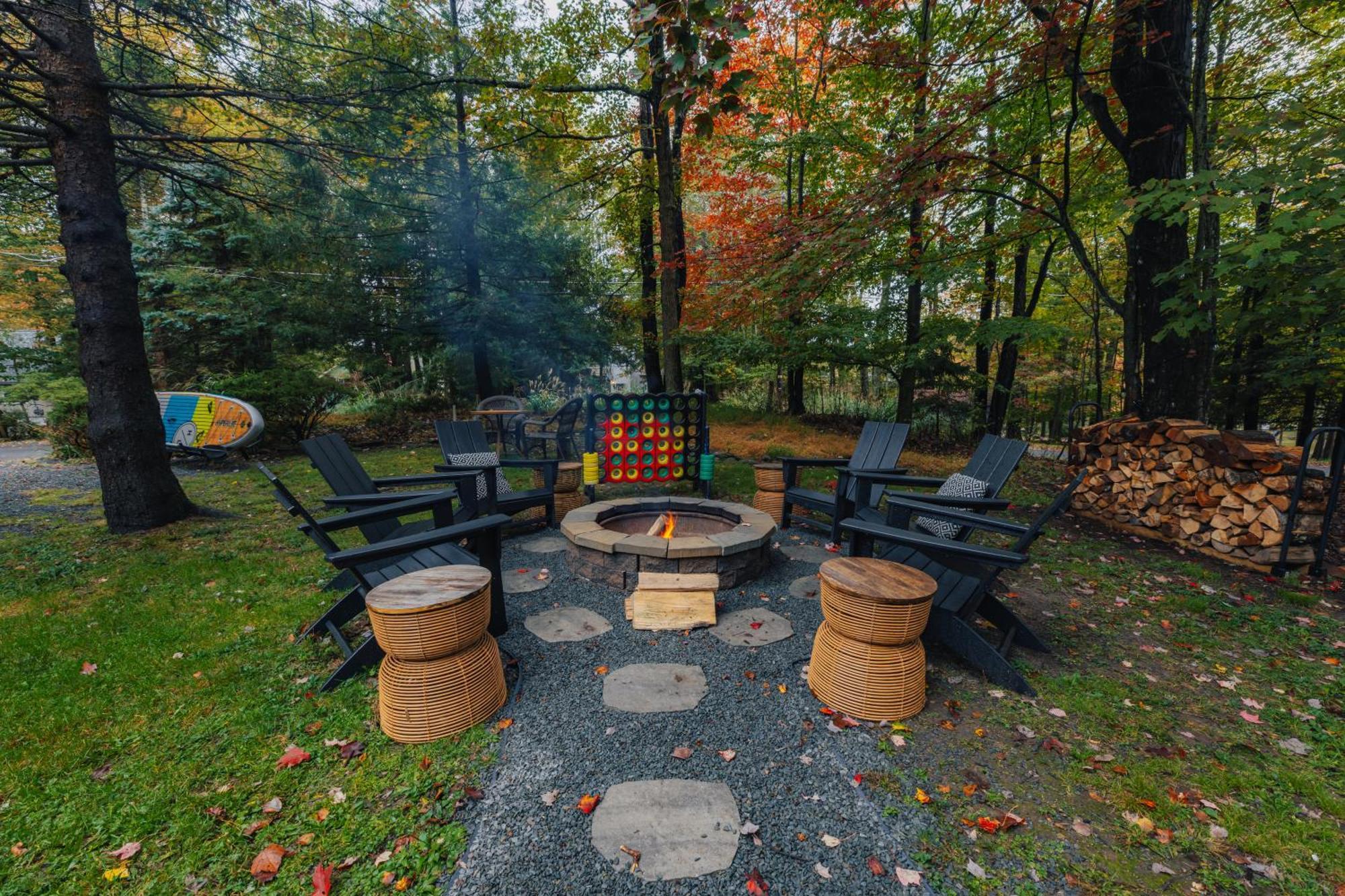Family Pocono Gem By The With Private Sauna, Hot Tub, And Huge Game Arrowhead Lake